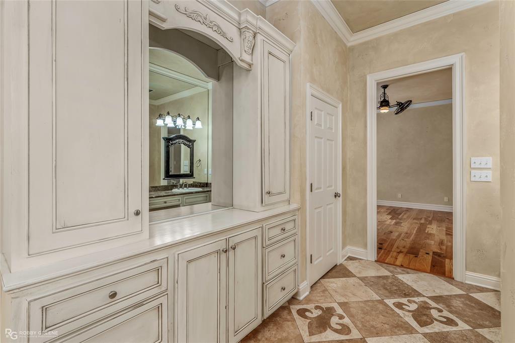 110 Esplanade Court Property Photo 17