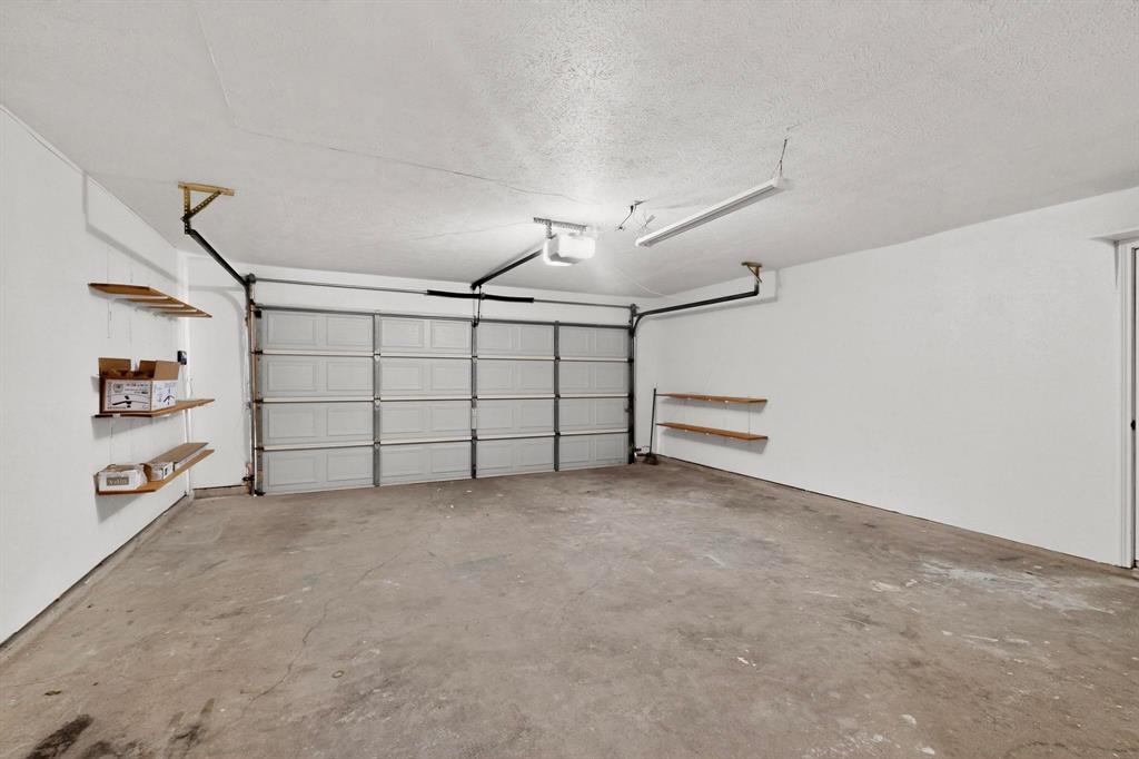 2404 Deep Valley Trail Property Photo 28