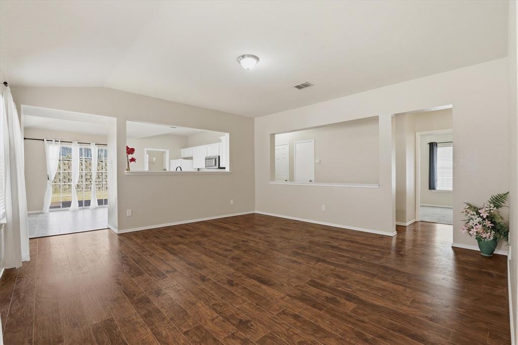 2328 Gabriel Drive Property Photo 6