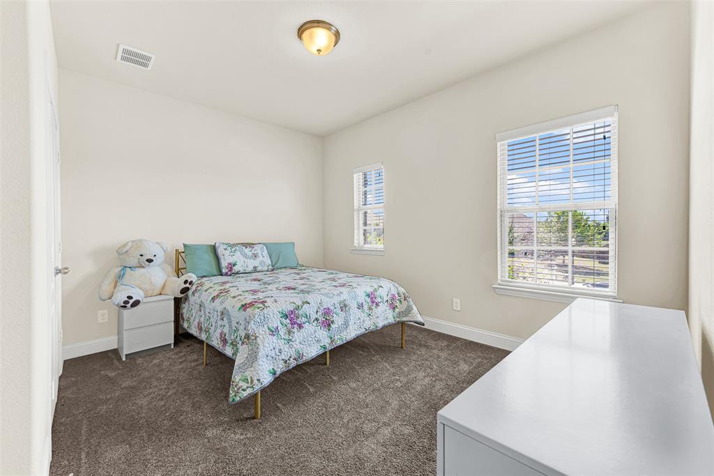 254 Benwick Drive Property Photo 23