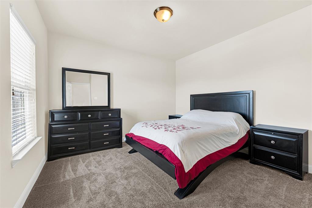 254 Benwick Drive Property Photo 25
