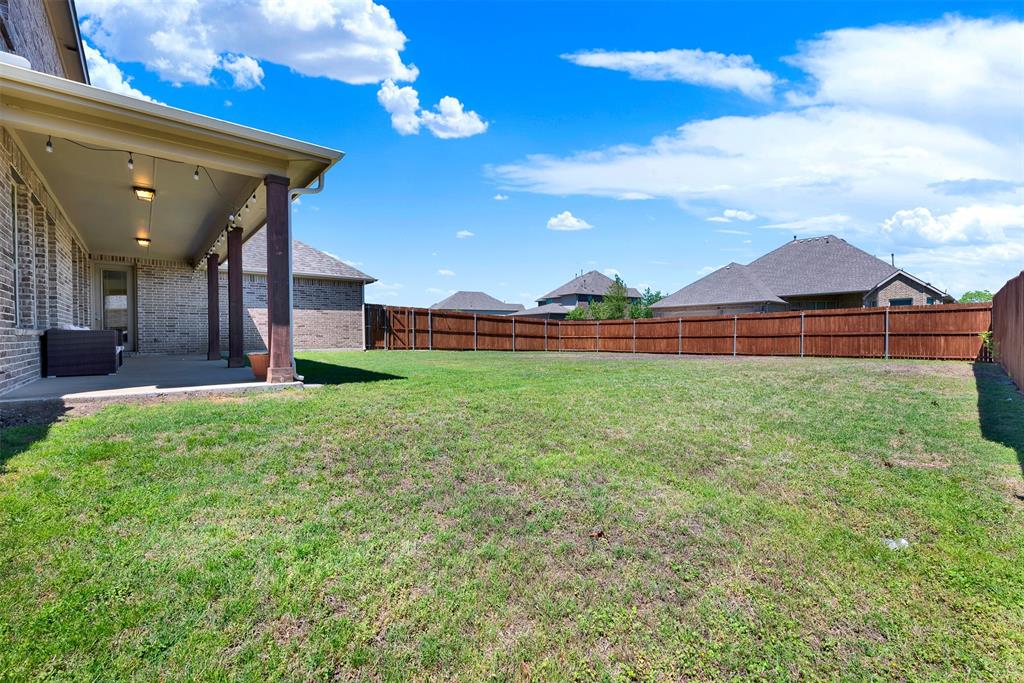 254 Benwick Drive Property Photo 33