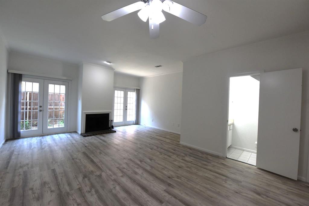 2727 Shelby Avenue M Property Photo 1
