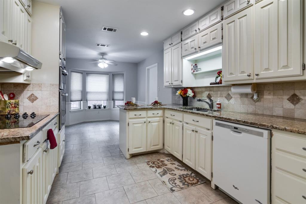 8951 Hialeah Circle Property Photo 12