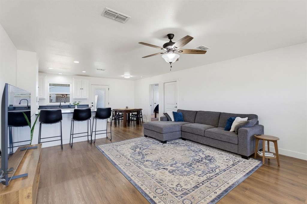 1824 Bandolero Road Property Photo 3