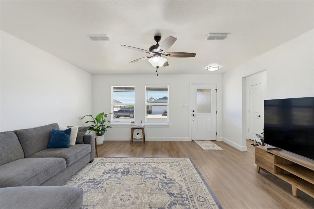 1824 Bandolero Road Property Photo 4