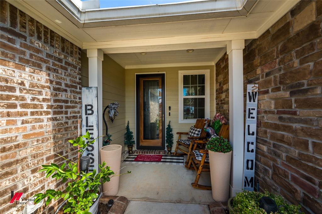 2010 Briar Hollow Hollow Property Photo 4