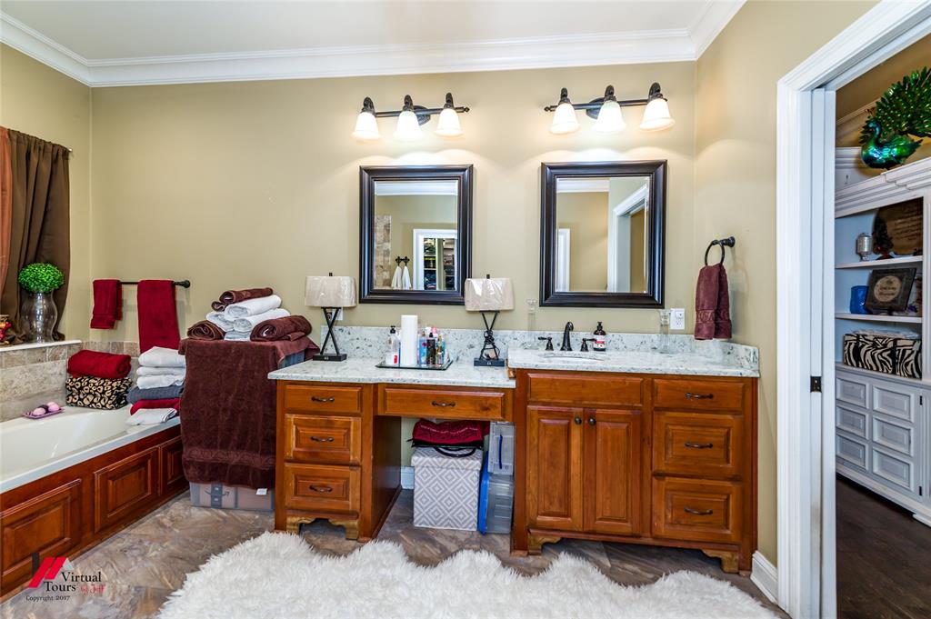 2010 Briar Hollow Hollow Property Photo 18