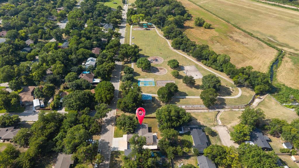 2801 Rosebud Lane Property Photo 6