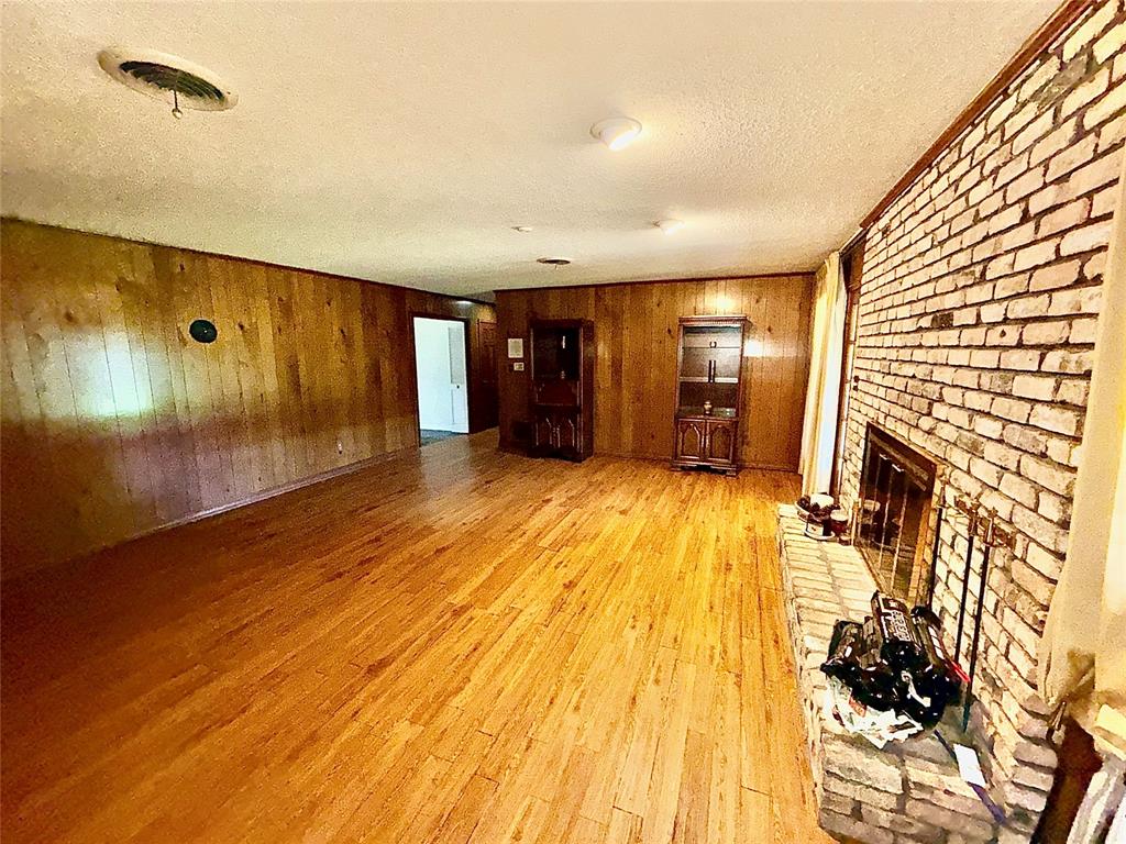 2735 Hoyte Drive Property Photo 13