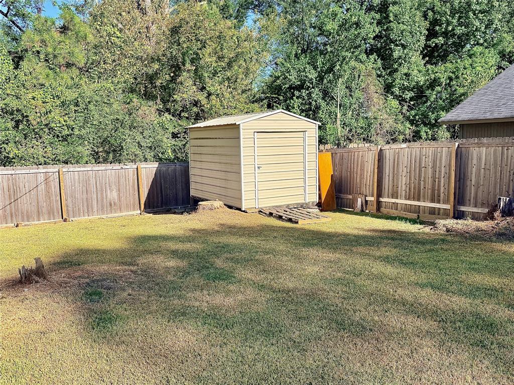 2735 Hoyte Drive Property Photo 38