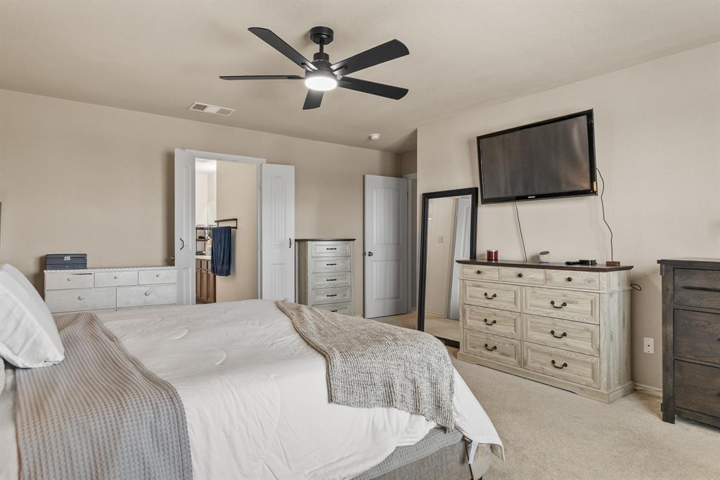 2508 Glen Hollow Drive Property Photo 16