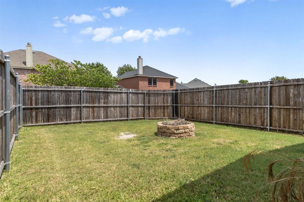 2508 Glen Hollow Drive Property Photo 28