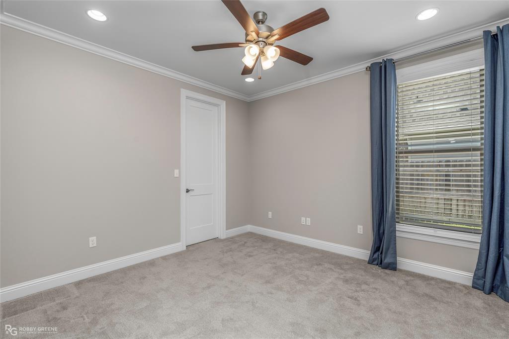 249 Peregrine Way Property Photo 23