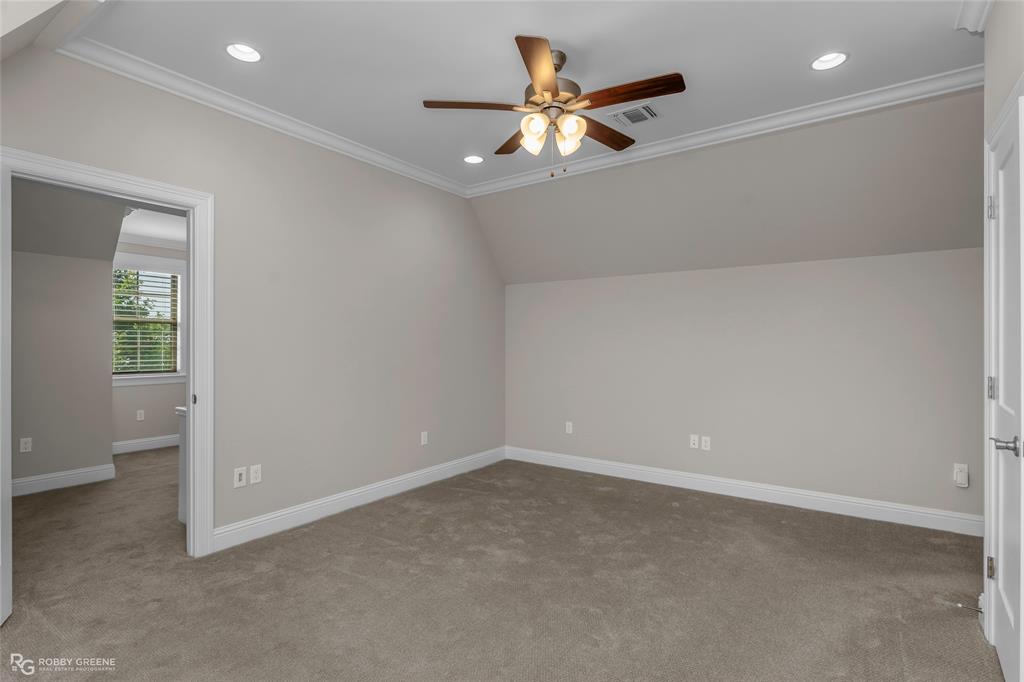 249 Peregrine Way Property Photo 29