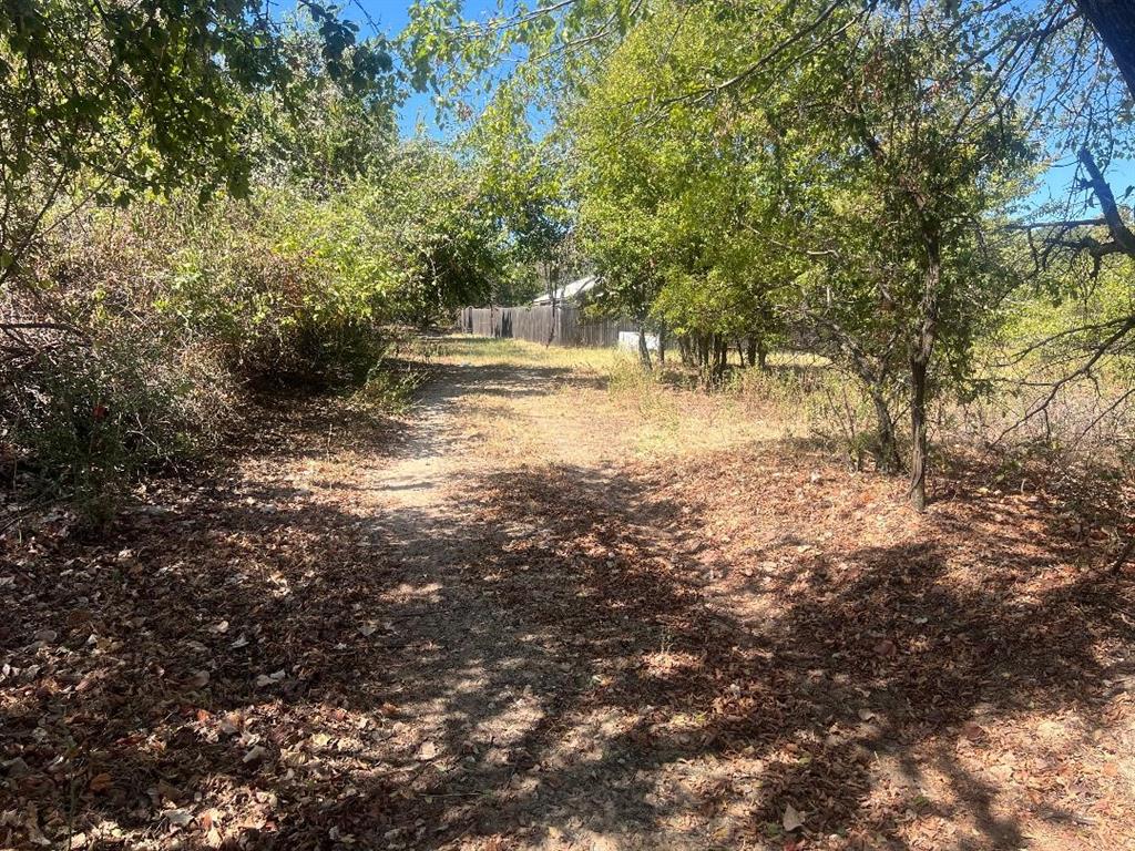 831 Boyd Road Property Photo 3