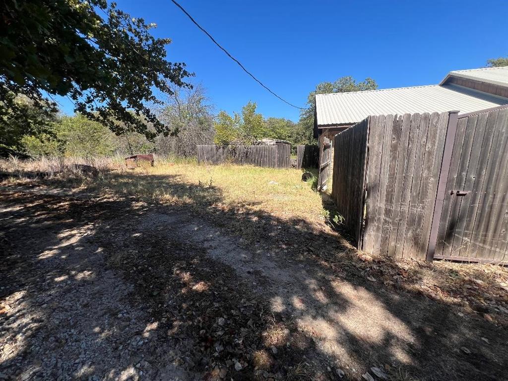 831 Boyd Road Property Photo 9