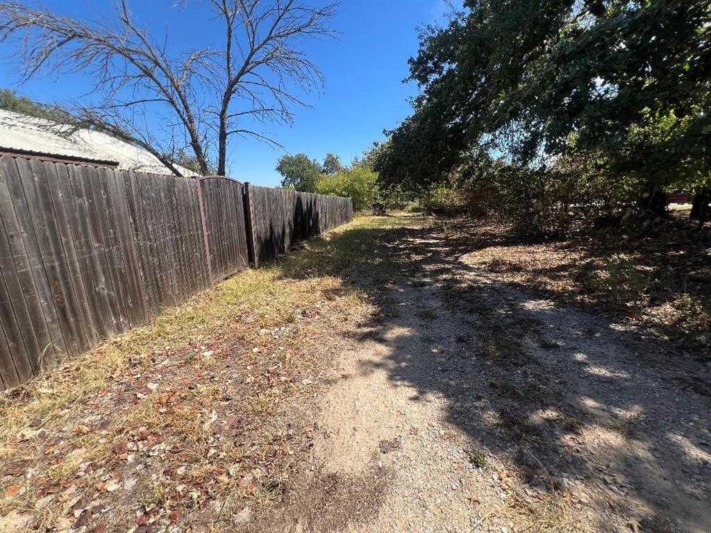 831 Boyd Road Property Photo 11