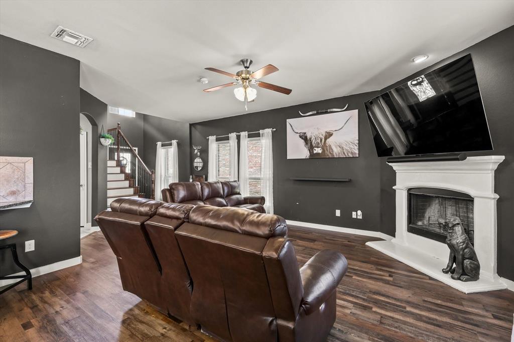 8805 Deadwood Lane Property Photo 8