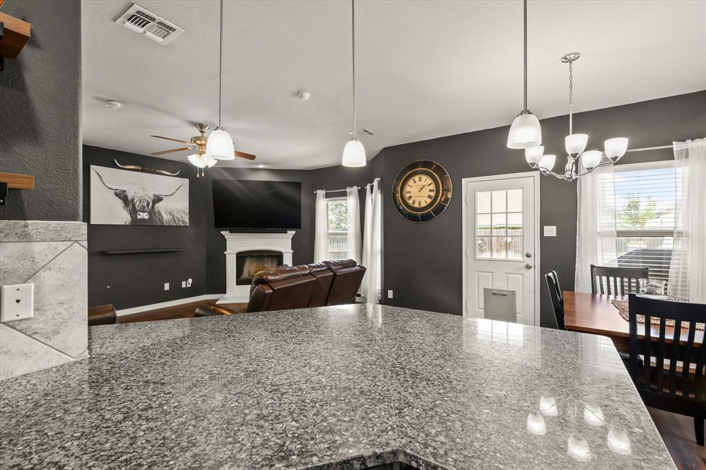 8805 Deadwood Lane Property Photo 14