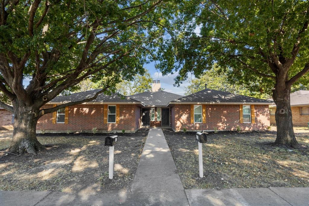 4733-4735 Berridge Lane Property Photo 1