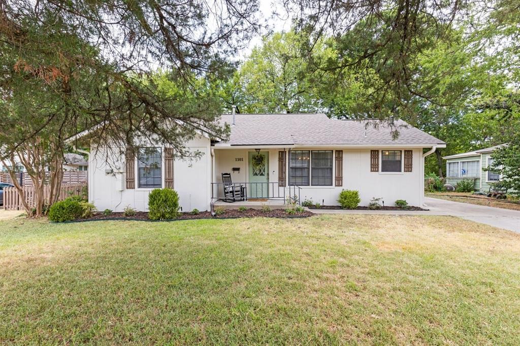 1101 N Waddill Street Property Photo 1