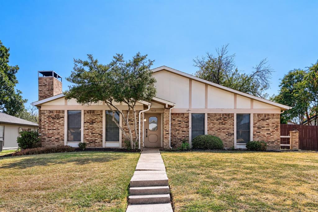1012 Bellflower Drive Property Photo 1