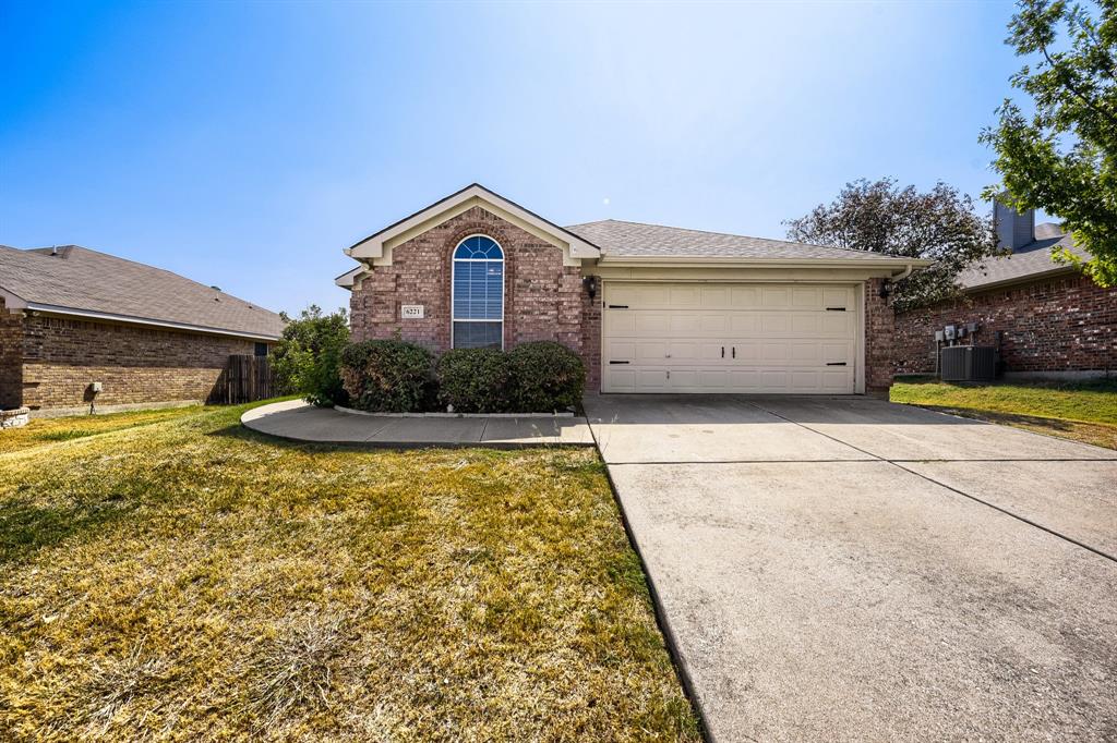 6221 Brooklynn Drive Property Photo 1