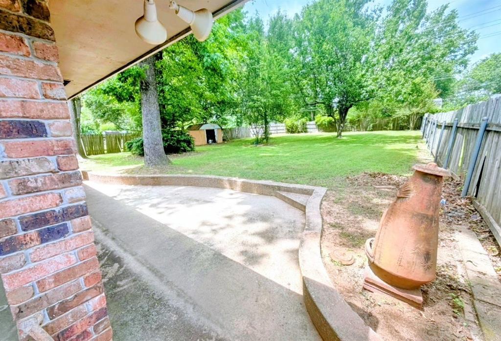 9291 Lytham Drive Property Photo 16