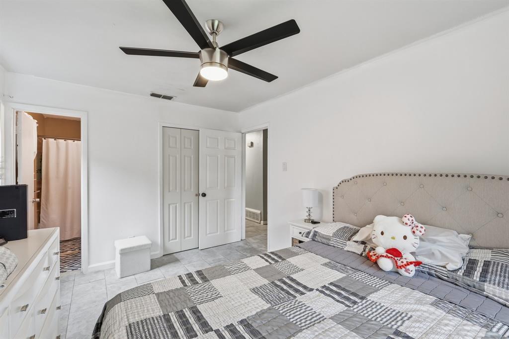 450 Price Drive Property Photo 17