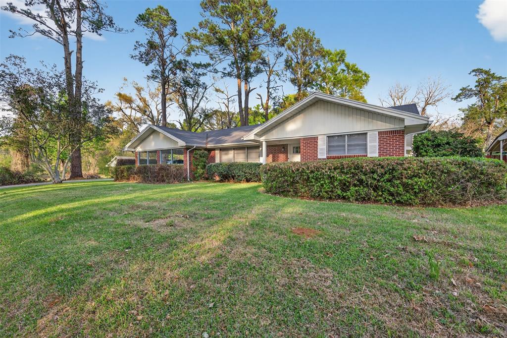 522 Lee Street Property Photo 1