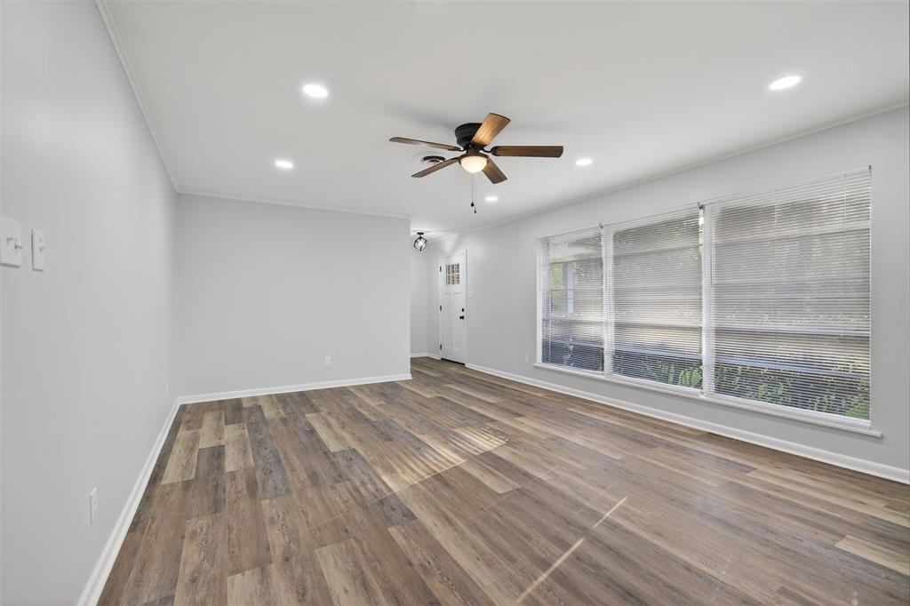522 Lee Street Property Photo 11