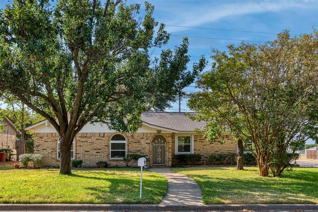 1000 Springdale Road Property Photo 1