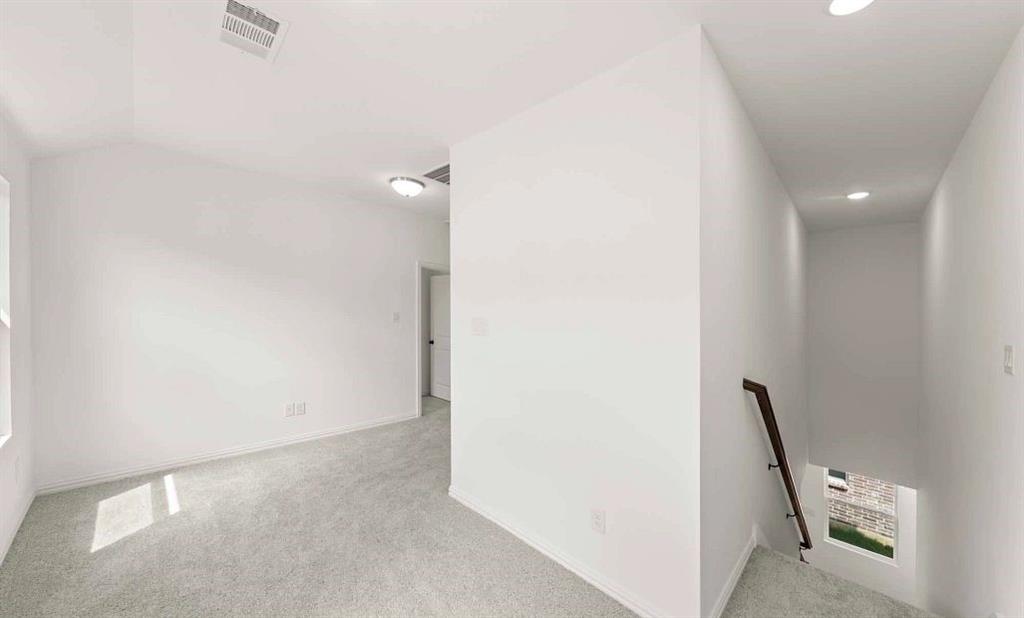 14205 Gallatin Street Property Photo 20