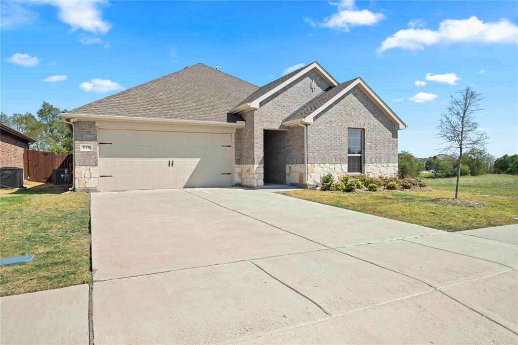 830 Creekview Lane Property Photo 1