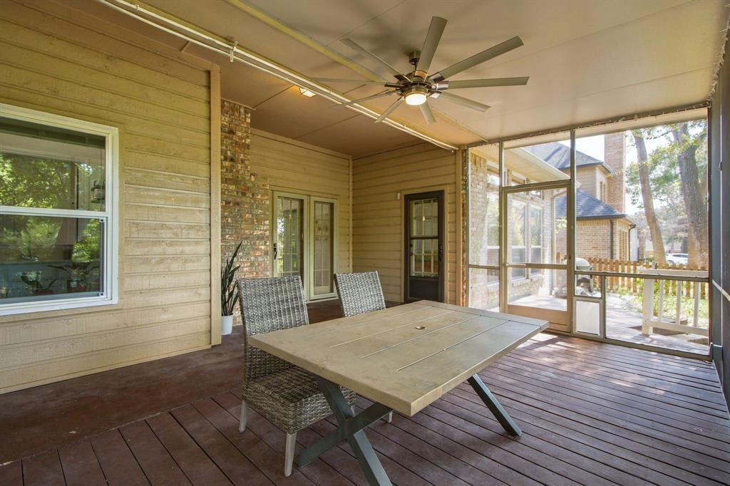 2905 Foxcreek Drive Property Photo 20