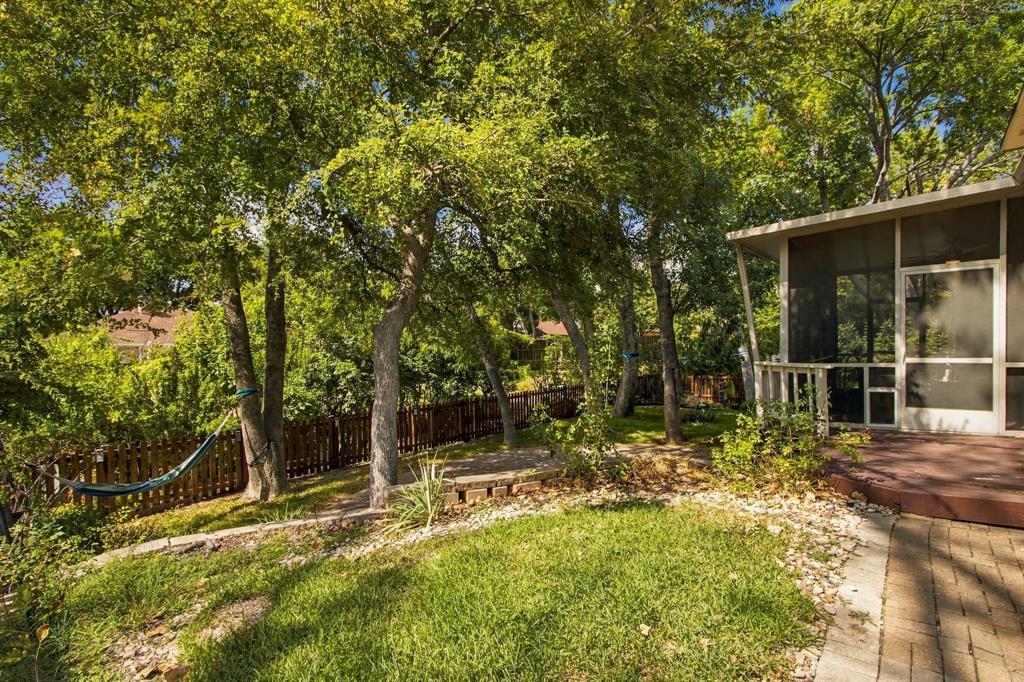 2905 Foxcreek Drive Property Photo 21