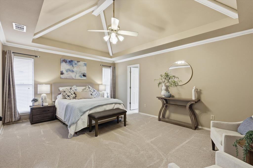 1516 Glastonbury Drive Property Photo 16