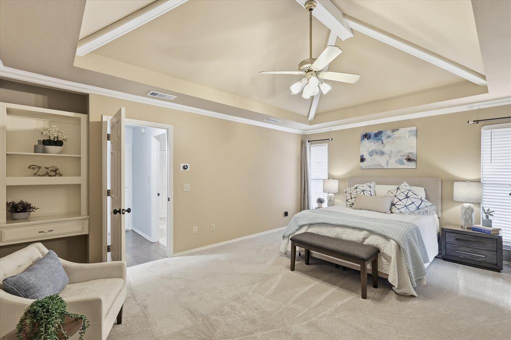1516 Glastonbury Drive Property Photo 17