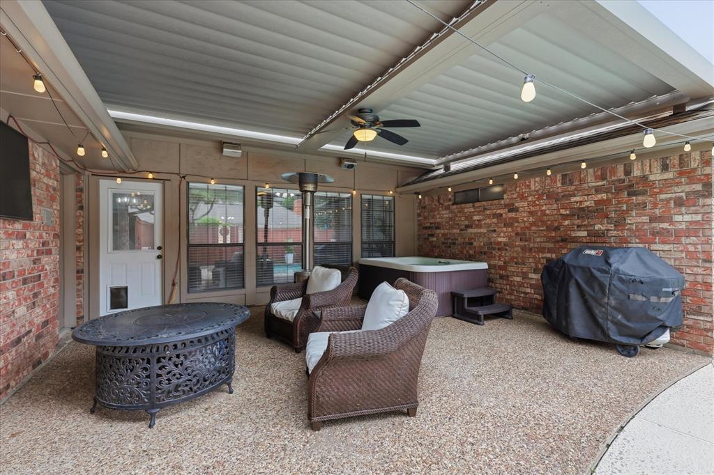 1516 Glastonbury Drive Property Photo 31