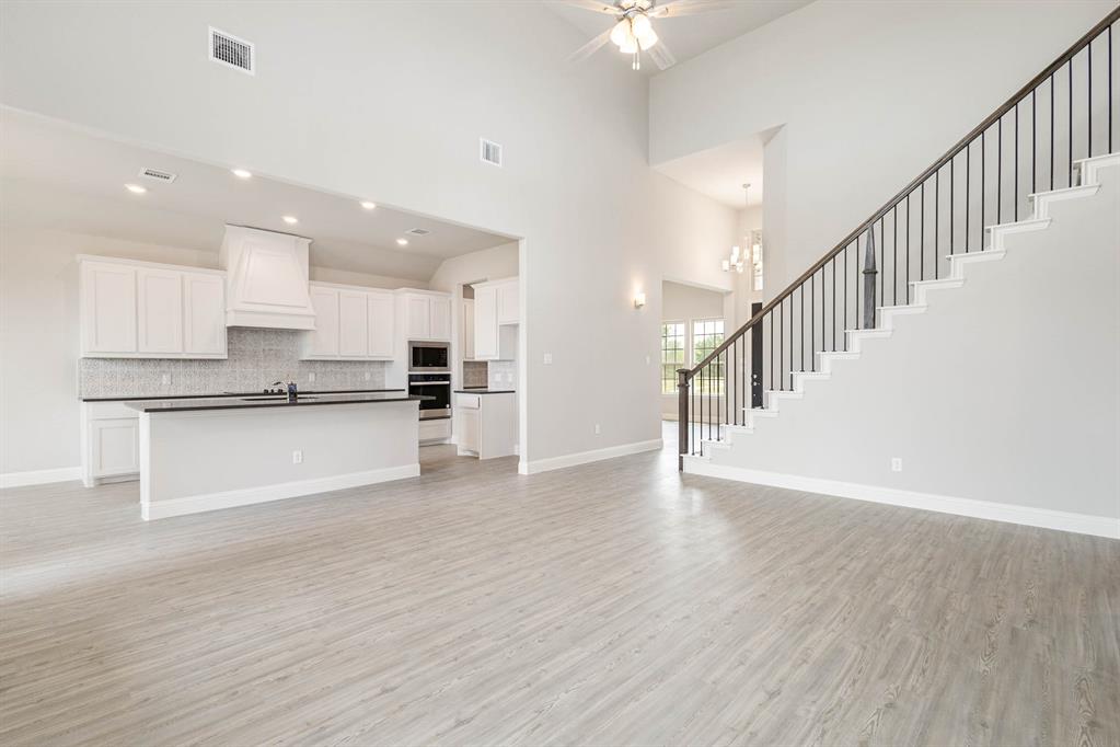 1807 Osage Court Property Photo 8