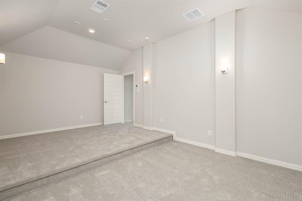 1807 Osage Court Property Photo 23