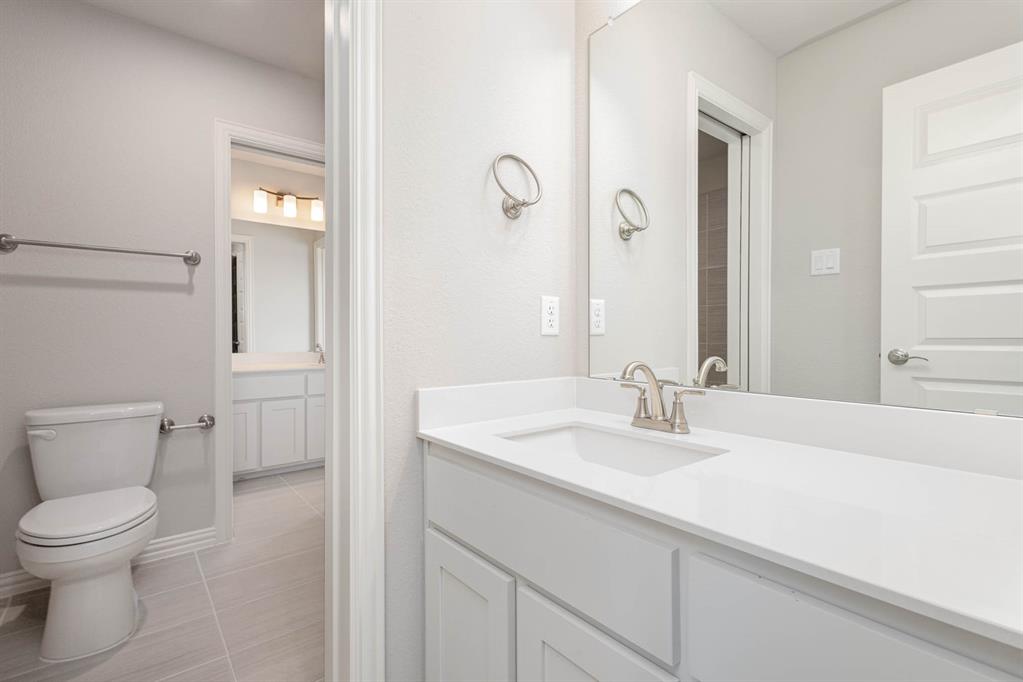 1807 Osage Court Property Photo 24
