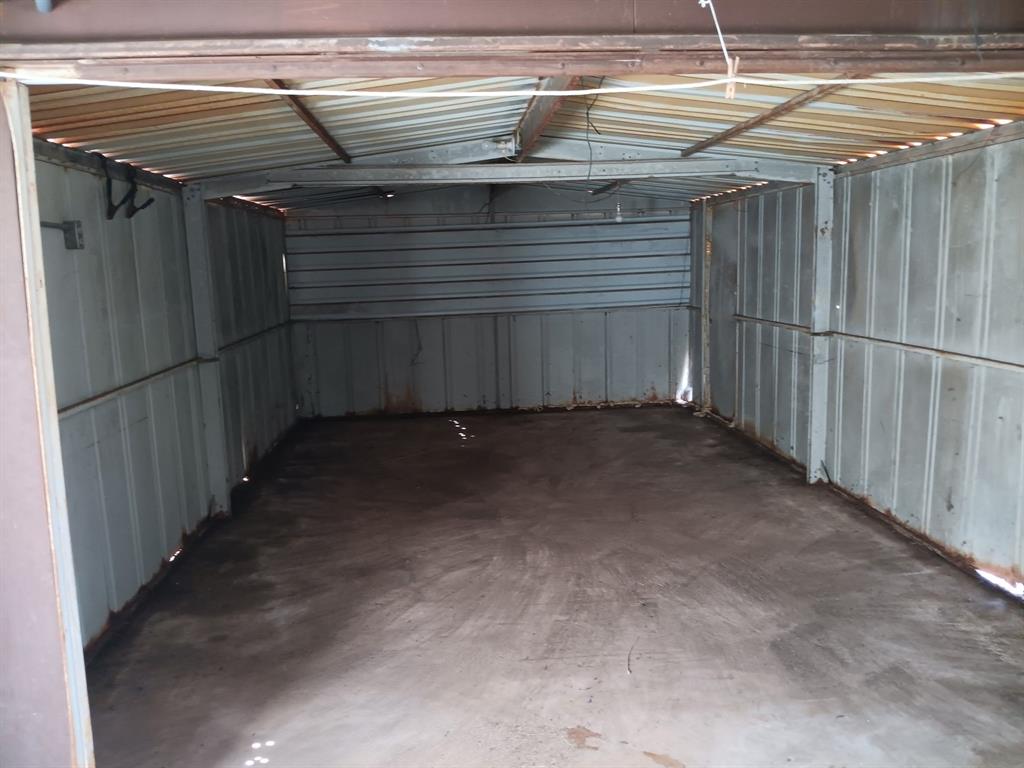 100 Pecan Street Property Photo 19