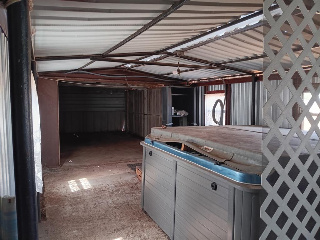 100 Pecan Street Property Photo 21