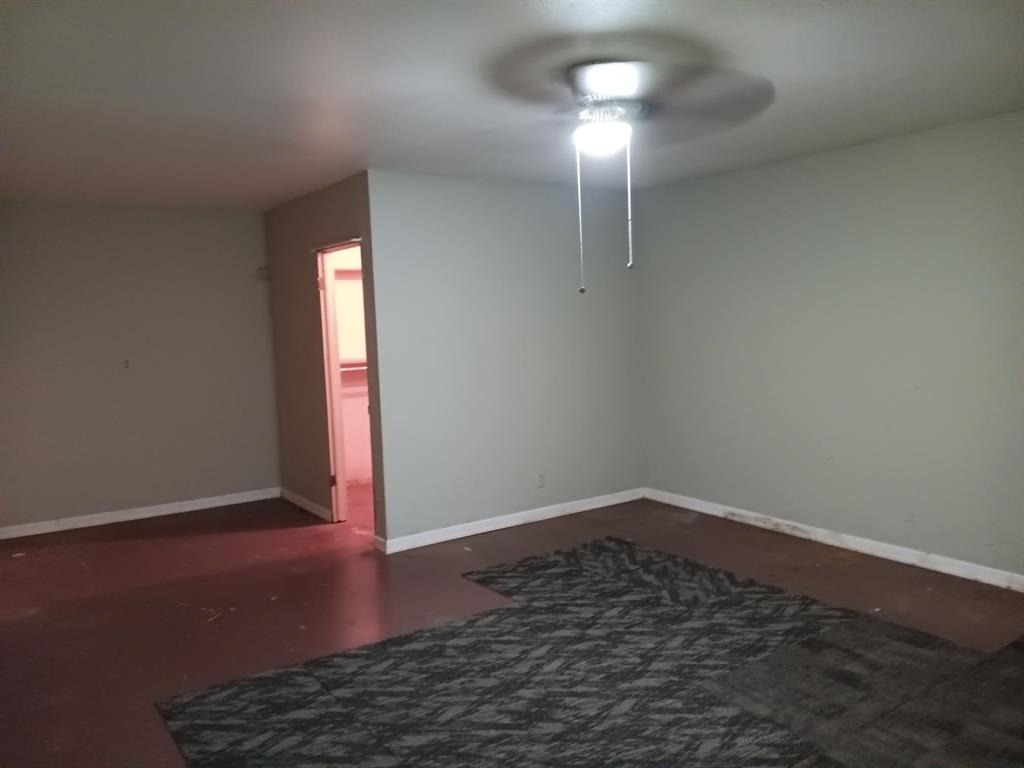 100 Pecan Street Property Photo 24
