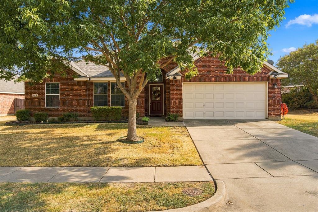 2412 Clubhouse Drive Property Photo 1
