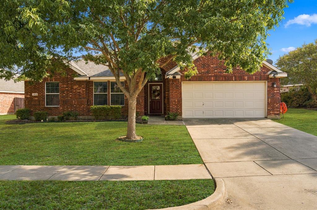 2412 Clubhouse Drive Property Photo 1