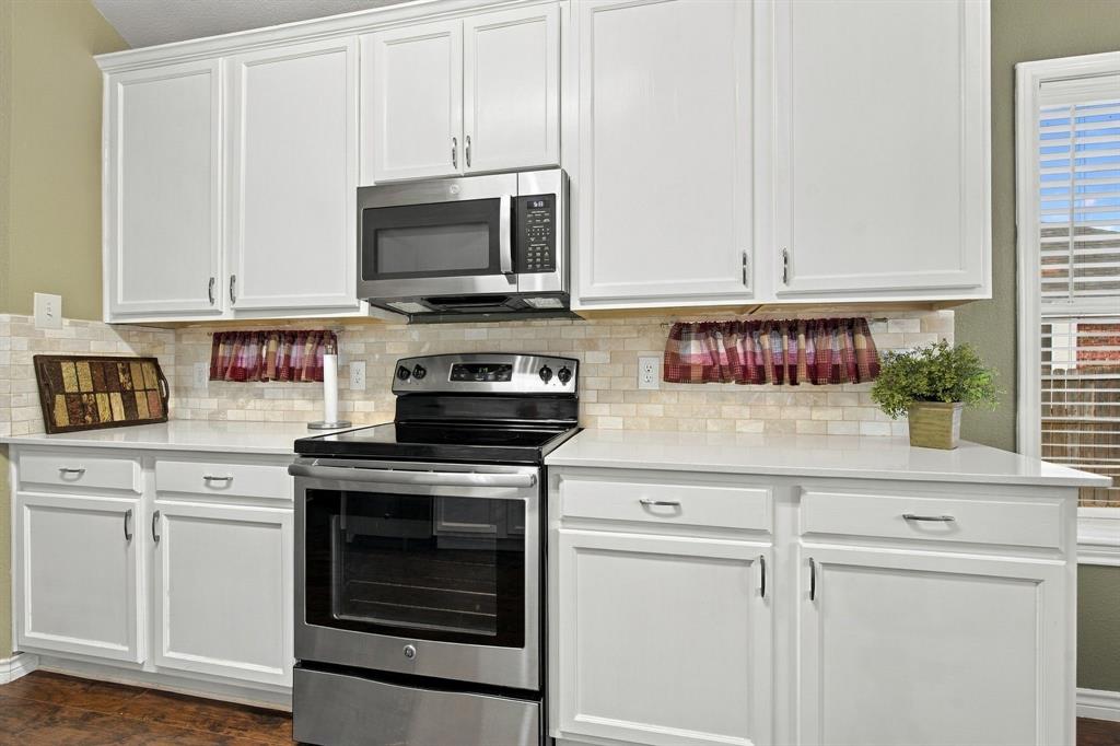 2412 Clubhouse Drive Property Photo 11