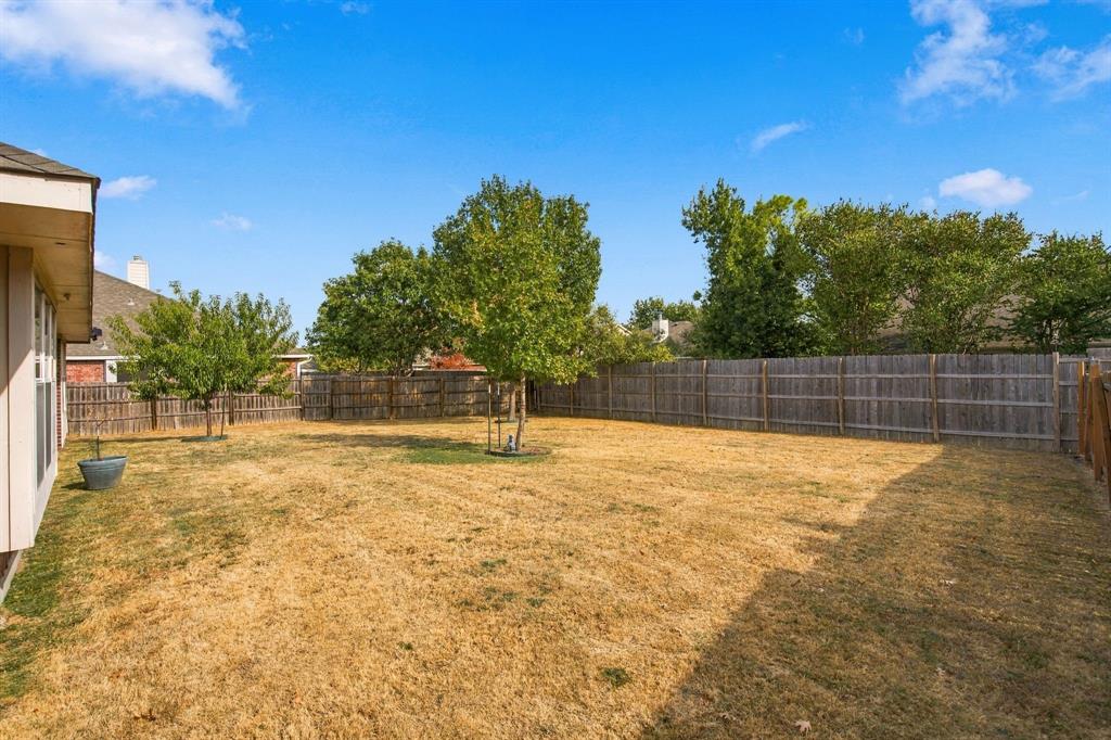 2412 Clubhouse Drive Property Photo 27